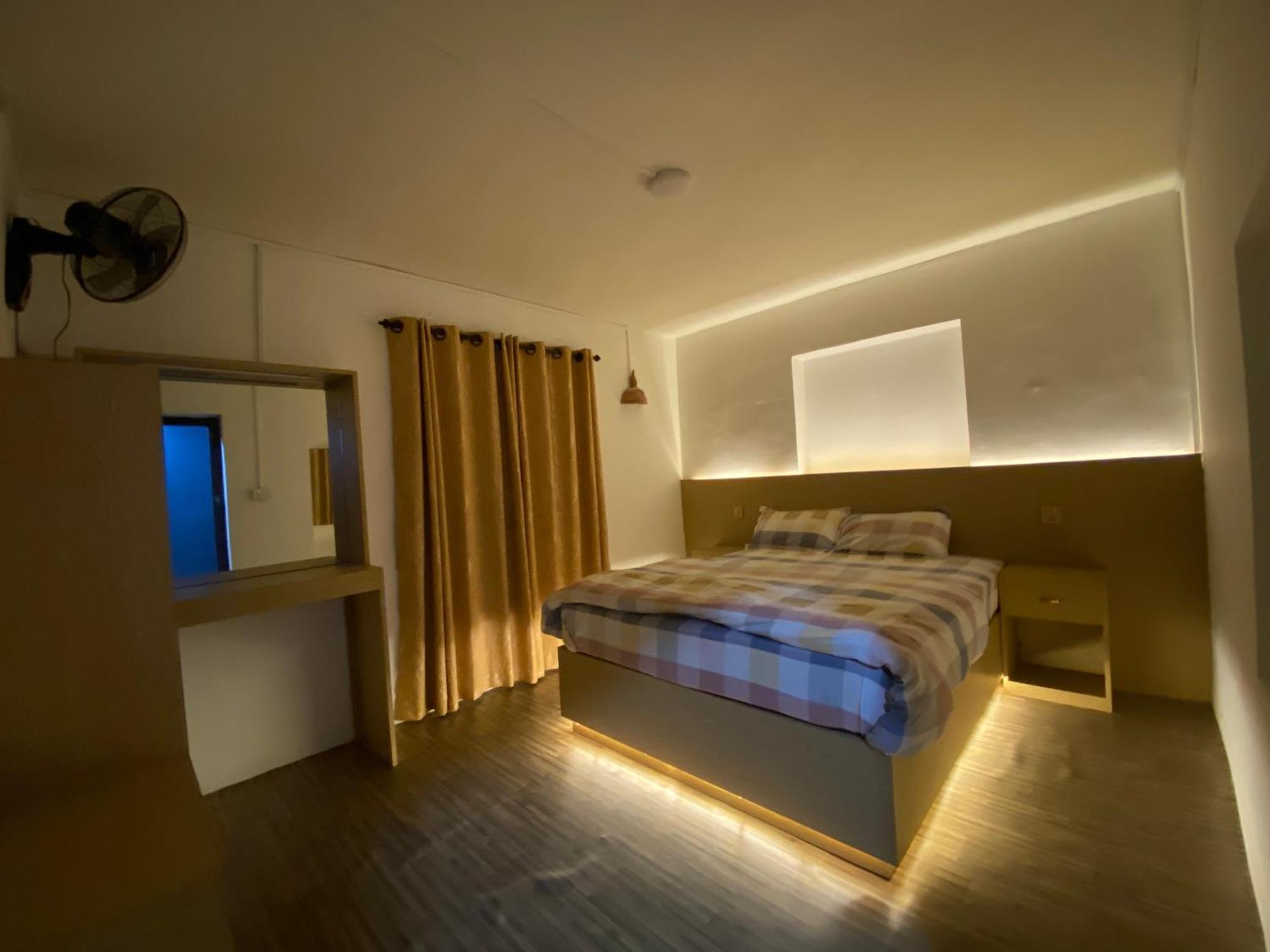 Big Tree Hostel Катманду Екстер'єр фото