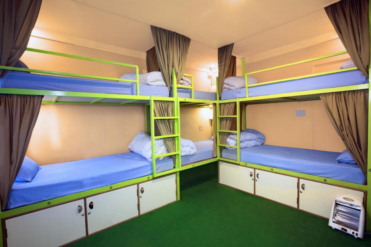 Big Tree Hostel Катманду Екстер'єр фото