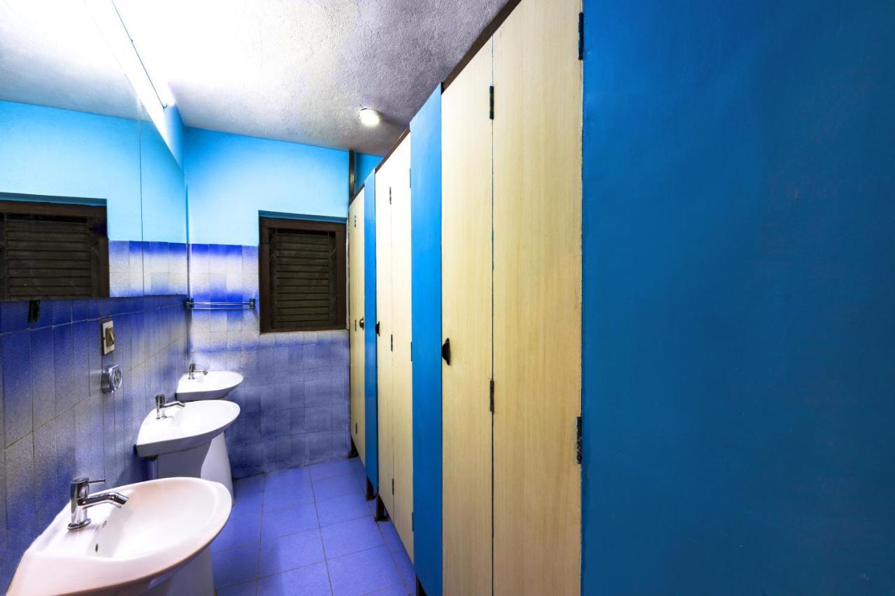 Big Tree Hostel Катманду Екстер'єр фото